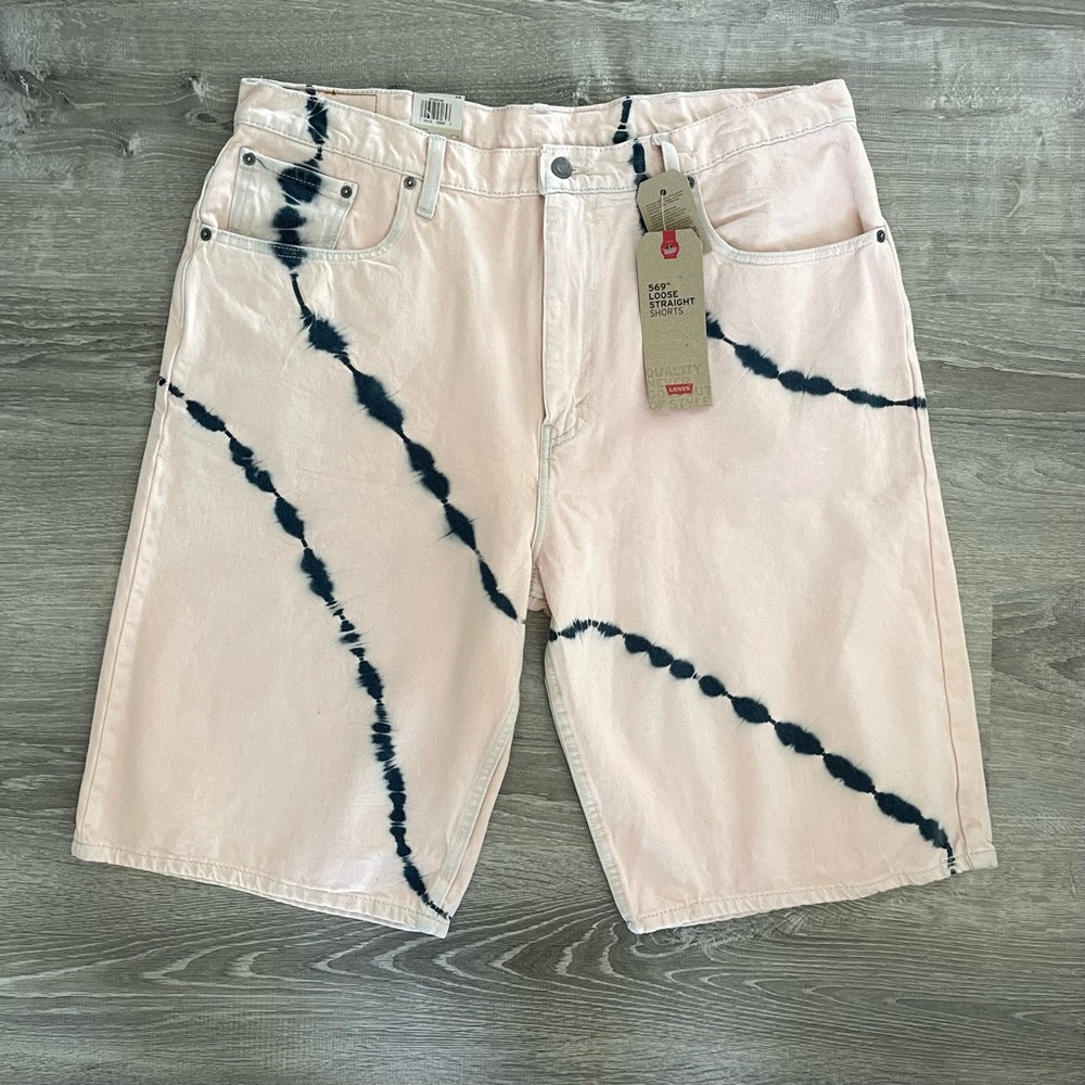 🆕 Levi's® 569 Tie-dye Loose Straight-Fit 12 1/2" Inseam Denim Jean Shorts